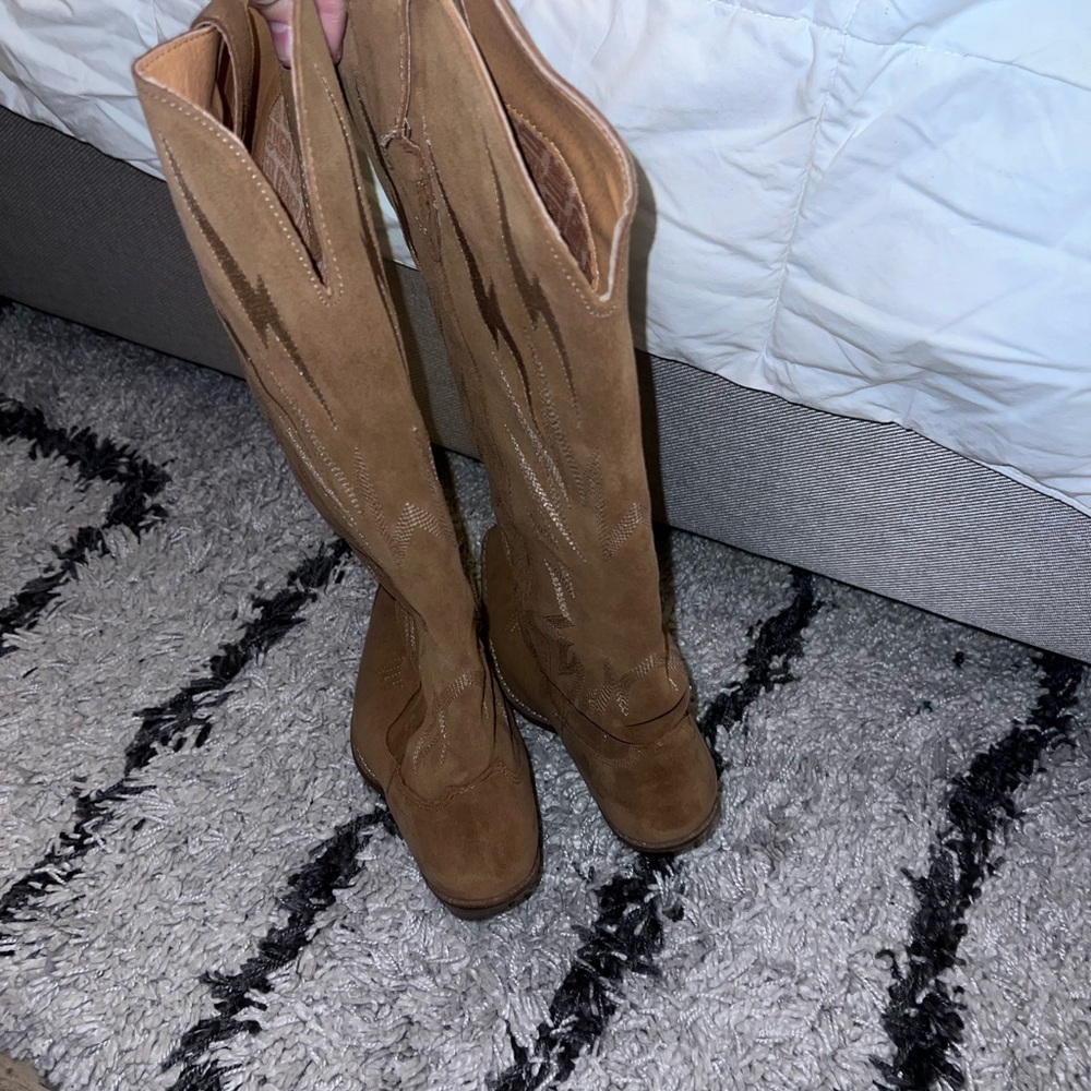 Dingo Tan Over the Knee Boots - Picture 4 of 7